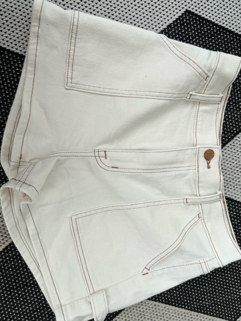 eunina Cream High-Rise Denim Jean Shorts with Contrast Stitching